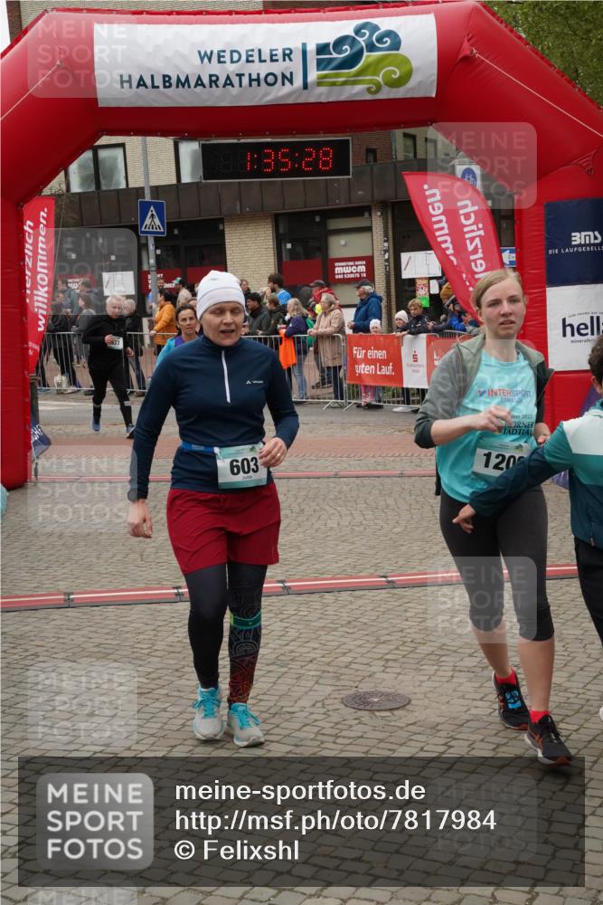 04.05.2025 - 8. Wedeler Halbmarathon Felixshl http://msf.ph/oto/7817984 04.05.2025 11:35:26 Ziel 226, 603, 637, 947, 1046, 1091, 1121, 1152, 1209 meine-sportfotos.de