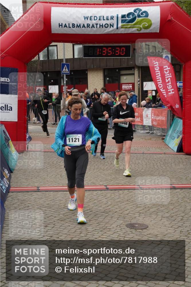 04.05.2025 - 8. Wedeler Halbmarathon Felixshl http://msf.ph/oto/7817988 04.05.2025 11:35:28 Ziel 226, 603, 637, 709, 947, 1046, 1121, 1209 meine-sportfotos.de