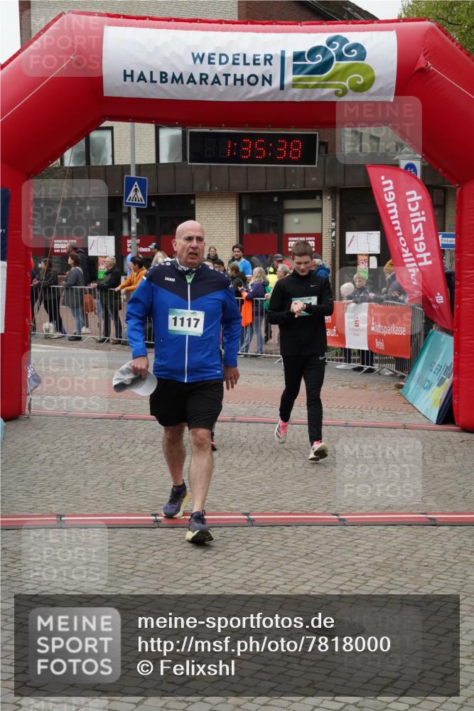04.05.2025 - 8. Wedeler Halbmarathon Felixshl http://msf.ph/oto/7818000 04.05.2025 11:35:36 Ziel 565, 709, 893, 964, 965, 1117 meine-sportfotos.de