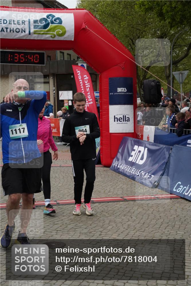 04.05.2025 - 8. Wedeler Halbmarathon Felixshl http://msf.ph/oto/7818004 04.05.2025 11:35:38 Ziel 565, 893, 964, 965, 1117, 1132 meine-sportfotos.de