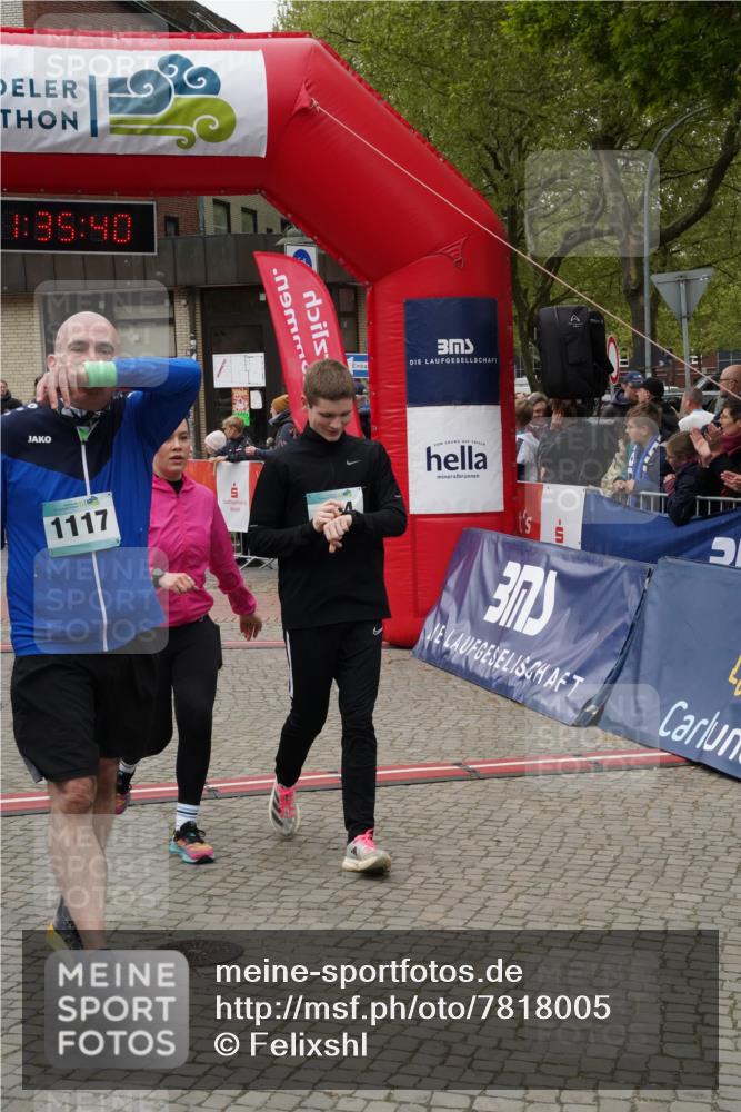 04.05.2025 - 8. Wedeler Halbmarathon Felixshl http://msf.ph/oto/7818005 04.05.2025 11:35:38 Ziel 565, 893, 964, 965, 1117, 1132 meine-sportfotos.de