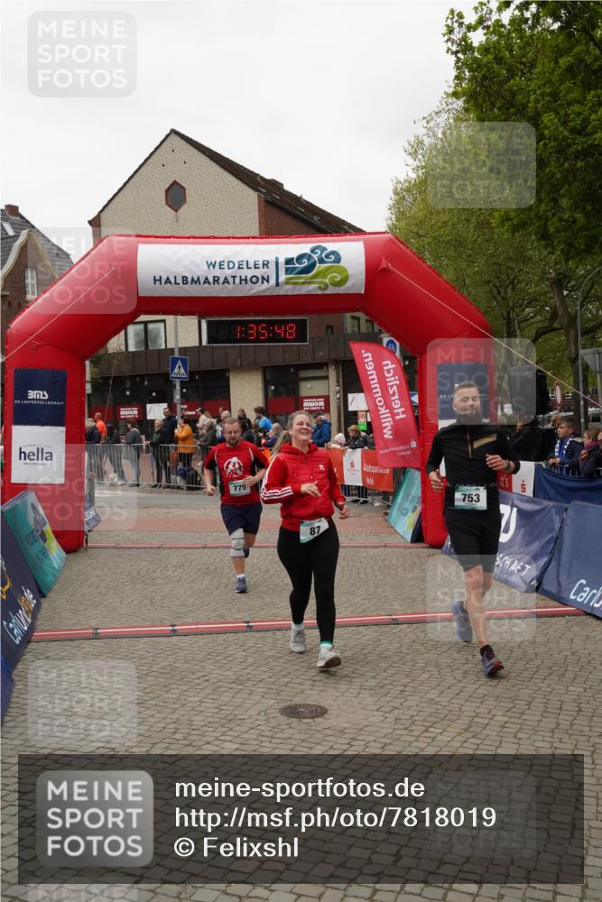 04.05.2025 - 8. Wedeler Halbmarathon Felixshl http://msf.ph/oto/7818019 04.05.2025 11:35:46 Ziel 87, 202, 259, 753, 775, 1132 meine-sportfotos.de