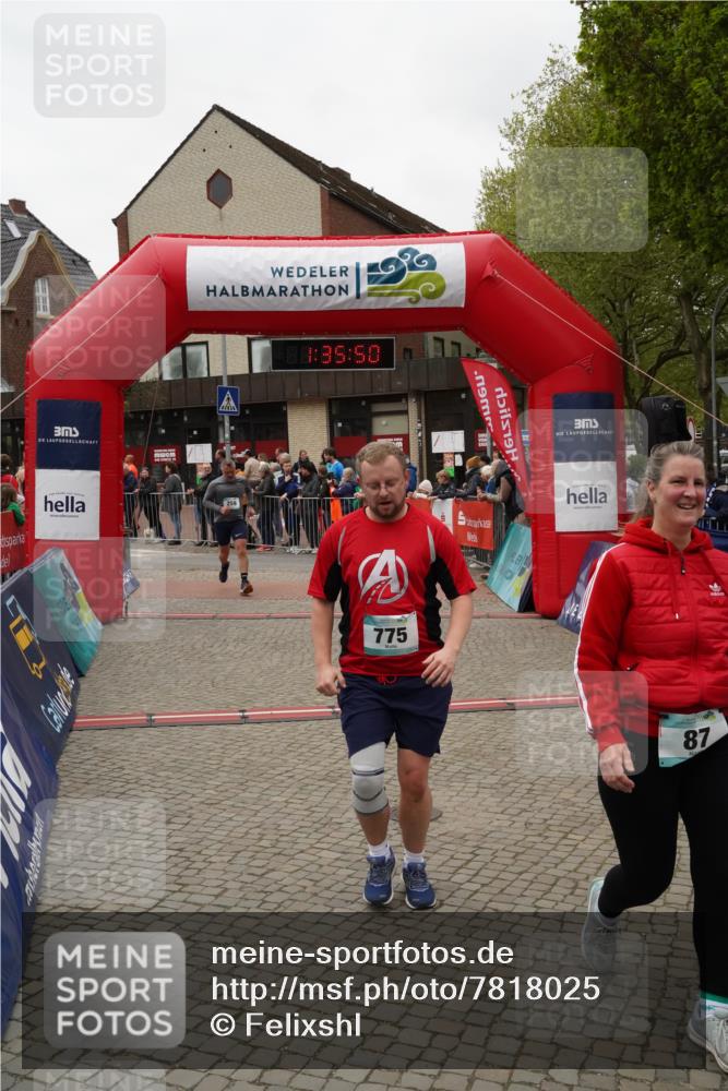 04.05.2025 - 8. Wedeler Halbmarathon Felixshl http://msf.ph/oto/7818025 04.05.2025 11:35:48 Ziel 87, 202, 259, 753, 775 meine-sportfotos.de