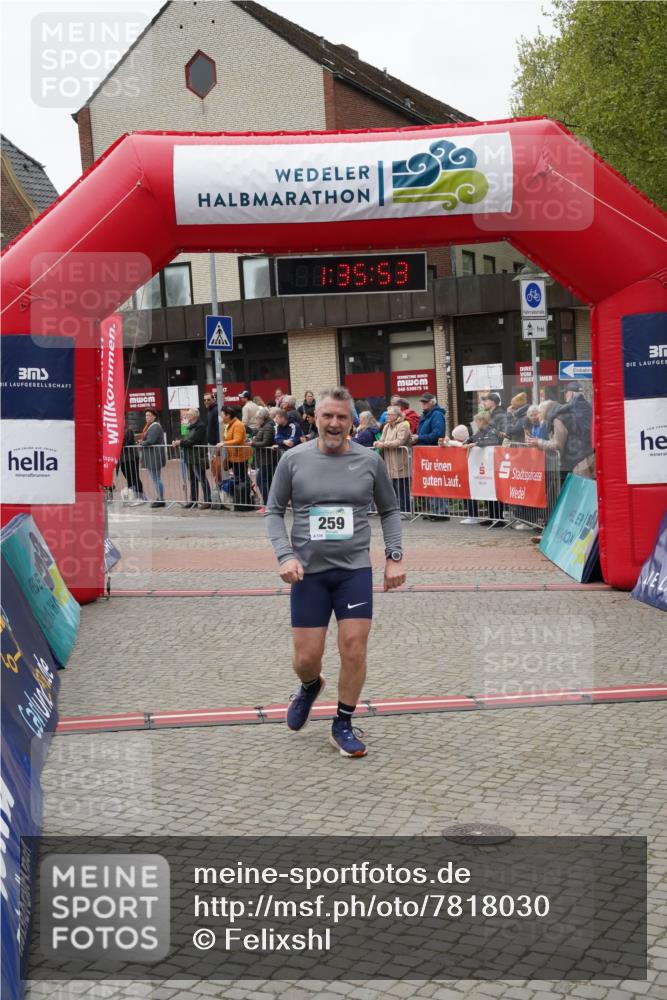04.05.2025 - 8. Wedeler Halbmarathon Felixshl http://msf.ph/oto/7818030 04.05.2025 11:35:51 Ziel 259, 775 meine-sportfotos.de