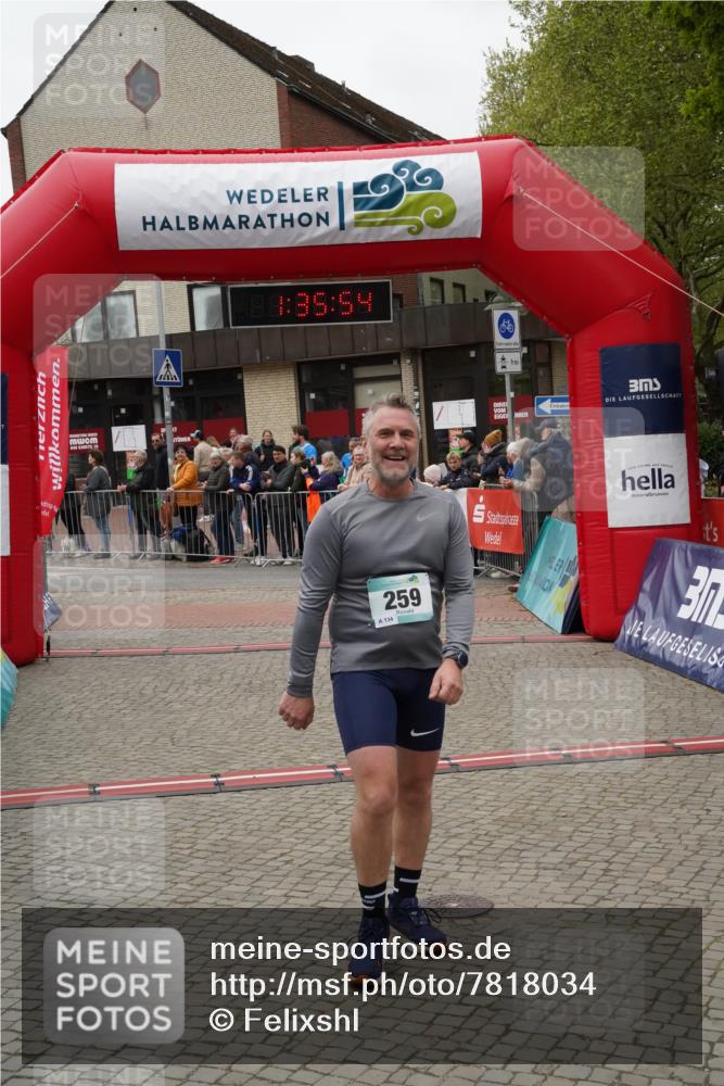 04.05.2025 - 8. Wedeler Halbmarathon Felixshl http://msf.ph/oto/7818034 04.05.2025 11:35:52 Ziel 259 meine-sportfotos.de