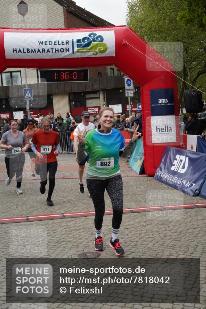 04.05.2025 - 8. Wedeler Halbmarathon Felixshl http://msf.ph/oto/7818042 04.05.2025 11:35:59 Ziel 115, 245, 411, 533, 645, 715, 736, 892 meine-sportfotos.de