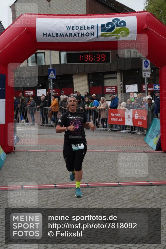 04.05.2025 - 8. Wedeler Halbmarathon Felixshl http://msf.ph/oto/7818092 04.05.2025 11:36:37 Ziel 375 meine-sportfotos.de