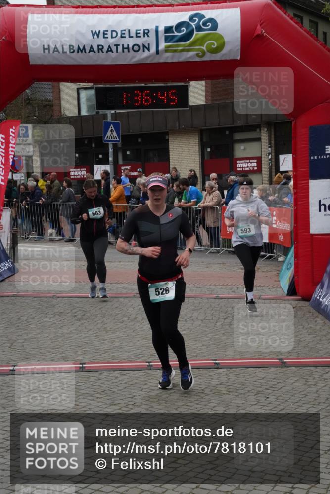 04.05.2025 - 8. Wedeler Halbmarathon Felixshl http://msf.ph/oto/7818101 04.05.2025 11:36:43 Ziel 526, 593, 663 meine-sportfotos.de