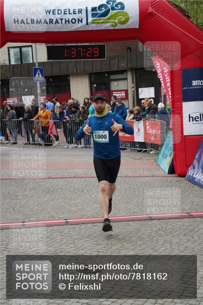 04.05.2025 - 8. Wedeler Halbmarathon Felixshl http://msf.ph/oto/7818162 04.05.2025 11:37:27 Ziel 1000, 1165 meine-sportfotos.de