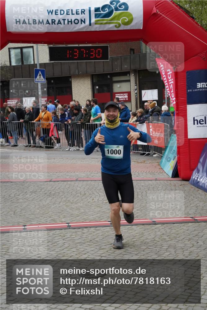 04.05.2025 - 8. Wedeler Halbmarathon Felixshl http://msf.ph/oto/7818163 04.05.2025 11:37:28 Ziel 1000, 1165 meine-sportfotos.de
