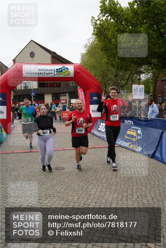 04.05.2025 - 8. Wedeler Halbmarathon Felixshl http://msf.ph/oto/7818177 04.05.2025 11:37:35 Ziel 436, 777, 806, 889, 961, 1165, 1175 meine-sportfotos.de