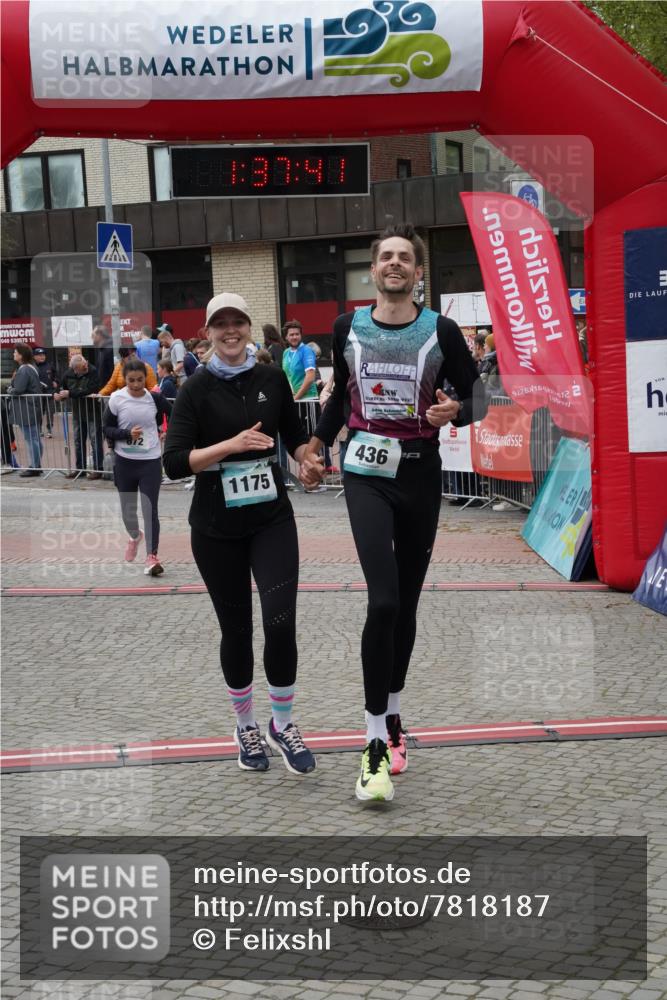 04.05.2025 - 8. Wedeler Halbmarathon Felixshl http://msf.ph/oto/7818187 04.05.2025 11:37:39 Ziel 436, 672, 889, 1175 meine-sportfotos.de