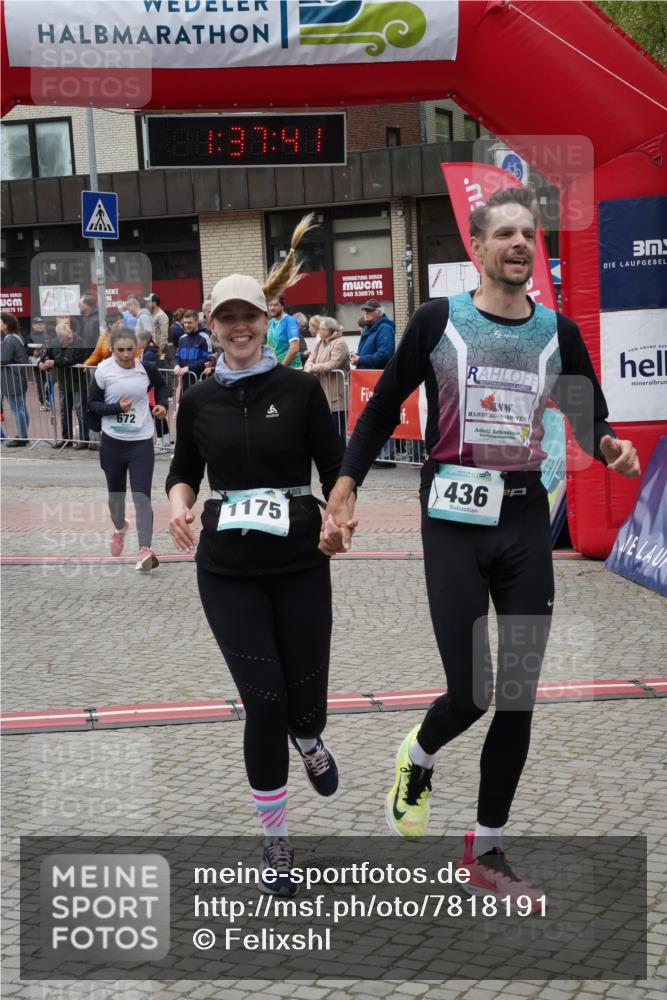 04.05.2025 - 8. Wedeler Halbmarathon Felixshl http://msf.ph/oto/7818191 04.05.2025 11:37:39 Ziel 436, 672, 889, 1175 meine-sportfotos.de