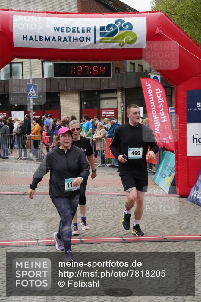 04.05.2025 - 8. Wedeler Halbmarathon Felixshl http://msf.ph/oto/7818205 04.05.2025 11:37:52 Ziel 82, 147, 164, 374, 466, 752, 930, 1104 meine-sportfotos.de