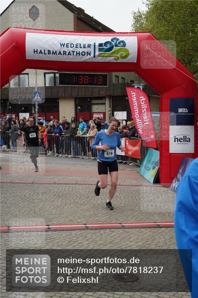 04.05.2025 - 8. Wedeler Halbmarathon Felixshl http://msf.ph/oto/7818237 04.05.2025 11:38:11 Ziel 816, 844, 920 meine-sportfotos.de