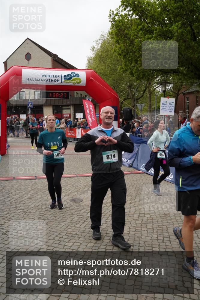 04.05.2025 - 8. Wedeler Halbmarathon Felixshl http://msf.ph/oto/7818271 04.05.2025 11:38:25 Ziel 346, 475, 524, 604, 769, 874, 971, 1073, 1167 meine-sportfotos.de