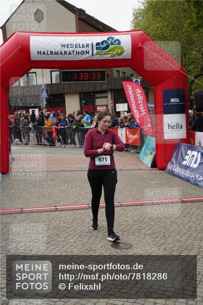 04.05.2025 - 8. Wedeler Halbmarathon Felixshl http://msf.ph/oto/7818286 04.05.2025 11:38:31 Ziel 524, 769, 789, 971 meine-sportfotos.de