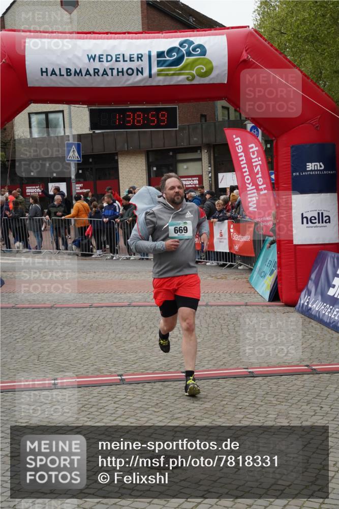 04.05.2025 - 8. Wedeler Halbmarathon Felixshl http://msf.ph/oto/7818331 04.05.2025 11:38:57 Ziel 669, 799, 859 meine-sportfotos.de