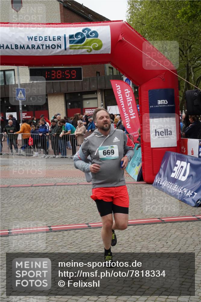 04.05.2025 - 8. Wedeler Halbmarathon Felixshl http://msf.ph/oto/7818334 04.05.2025 11:38:57 Ziel 669, 799, 859 meine-sportfotos.de
