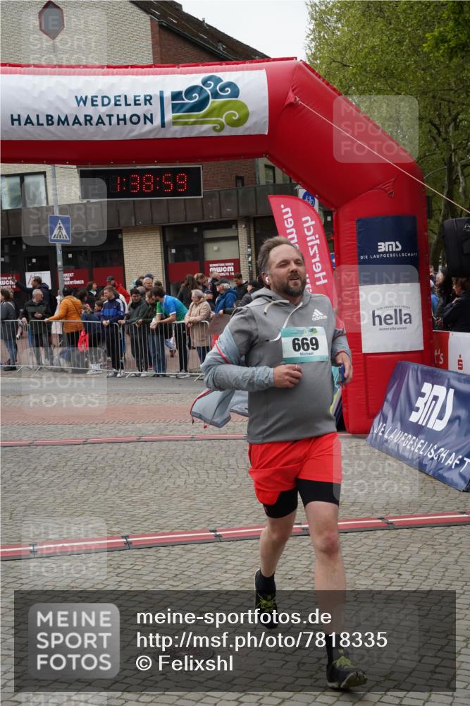 04.05.2025 - 8. Wedeler Halbmarathon Felixshl http://msf.ph/oto/7818335 04.05.2025 11:38:57 Ziel 669, 799, 859 meine-sportfotos.de