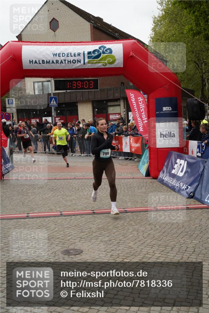 04.05.2025 - 8. Wedeler Halbmarathon Felixshl http://msf.ph/oto/7818336 04.05.2025 11:39:01 Ziel 72, 170, 620, 669, 799 meine-sportfotos.de