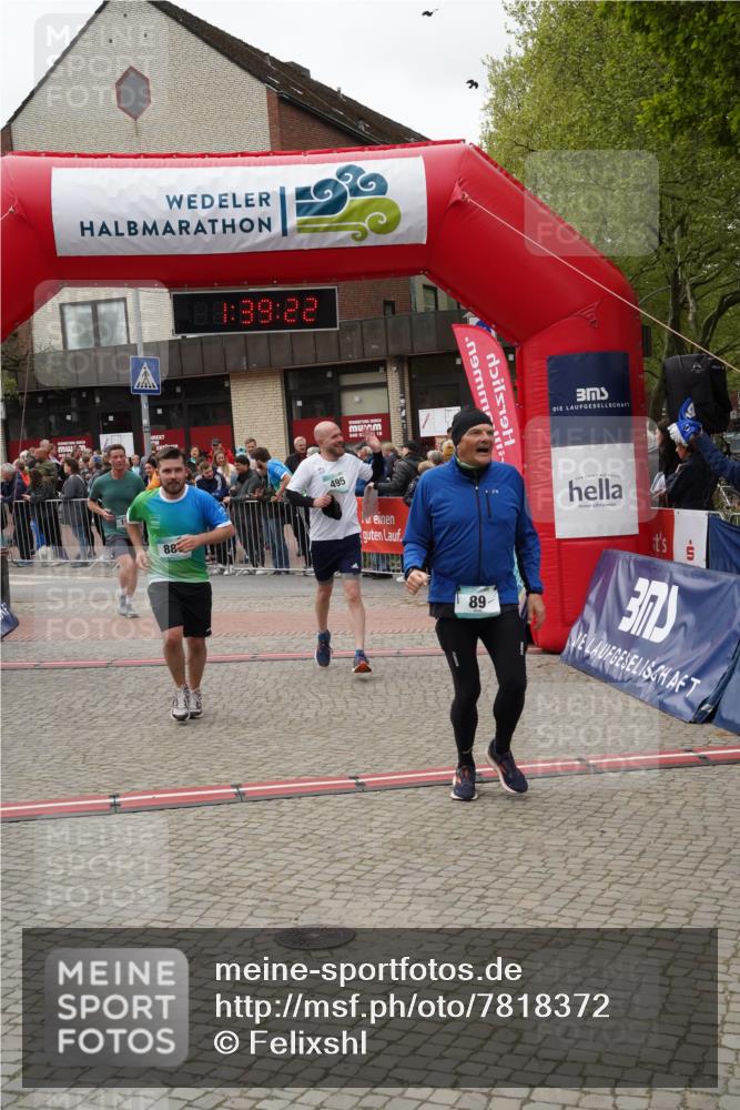 04.05.2025 - 8. Wedeler Halbmarathon Felixshl http://msf.ph/oto/7818372 04.05.2025 11:39:20 Ziel 89, 199, 495, 607, 648, 886 meine-sportfotos.de