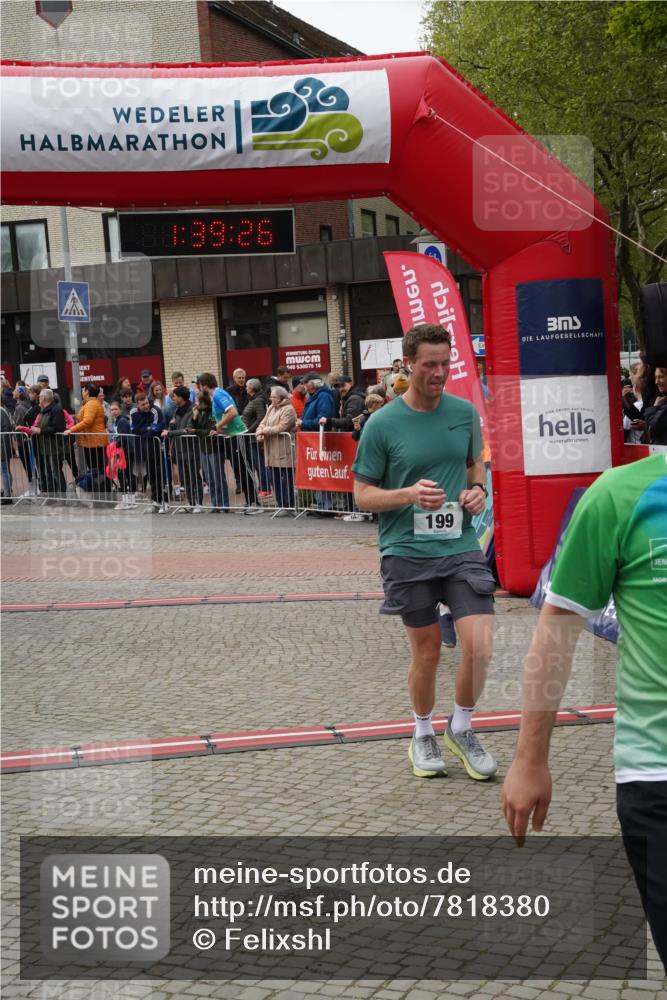 04.05.2025 - 8. Wedeler Halbmarathon Felixshl http://msf.ph/oto/7818380 04.05.2025 11:39:24 Ziel 89, 199, 495, 607, 886 meine-sportfotos.de