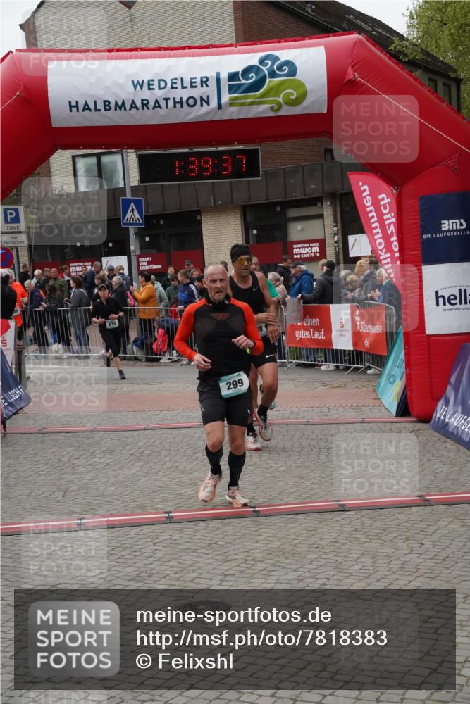 04.05.2025 - 8. Wedeler Halbmarathon Felixshl http://msf.ph/oto/7818383 04.05.2025 11:39:35 Ziel 299, 334, 406, 670, 848 meine-sportfotos.de