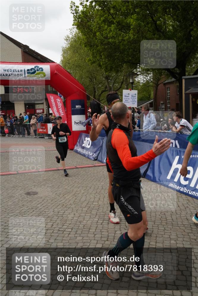 04.05.2025 - 8. Wedeler Halbmarathon Felixshl http://msf.ph/oto/7818393 04.05.2025 11:39:39 Ziel 299, 334, 406, 670, 848 meine-sportfotos.de
