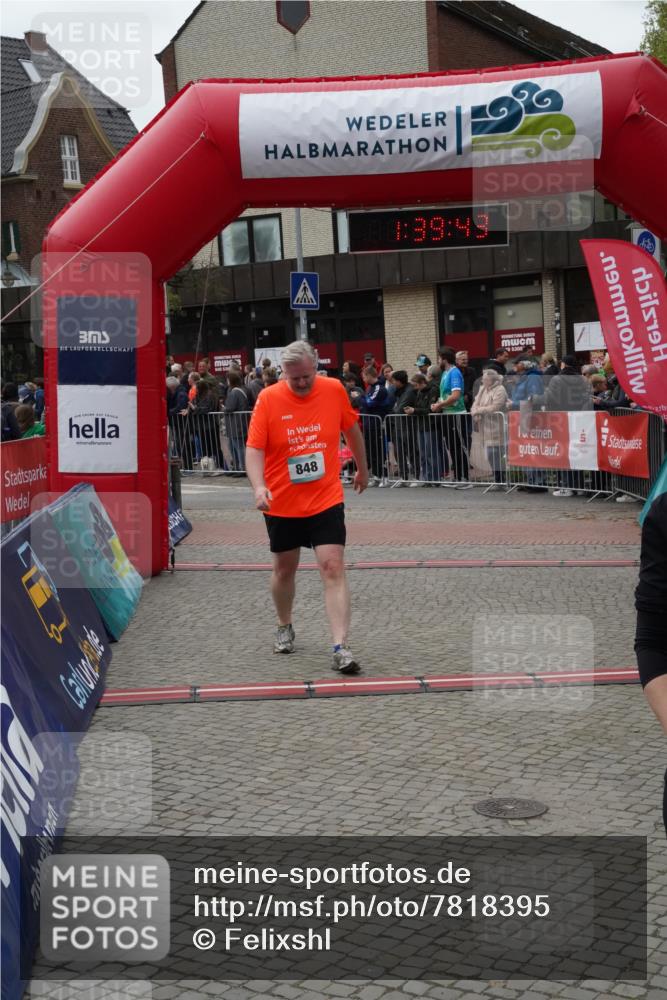04.05.2025 - 8. Wedeler Halbmarathon Felixshl http://msf.ph/oto/7818395 04.05.2025 11:39:41 Ziel 334, 406, 670, 848 meine-sportfotos.de