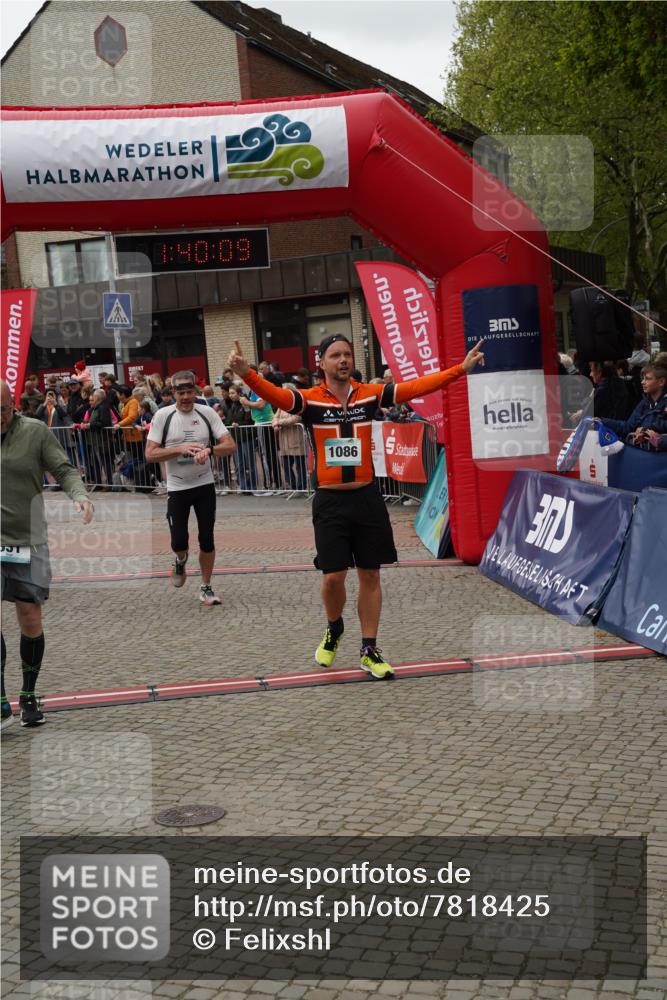 04.05.2025 - 8. Wedeler Halbmarathon Felixshl http://msf.ph/oto/7818425 04.05.2025 11:40:07 Ziel 331, 624 meine-sportfotos.de