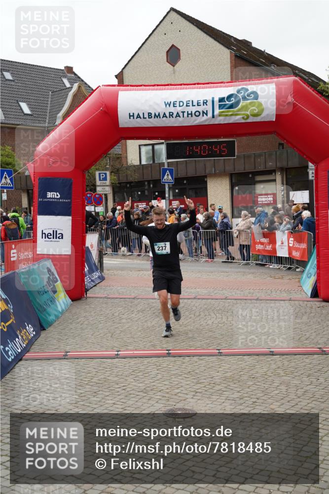 04.05.2025 - 8. Wedeler Halbmarathon Felixshl http://msf.ph/oto/7818485 04.05.2025 11:40:43 Ziel 163, 237, 779 meine-sportfotos.de