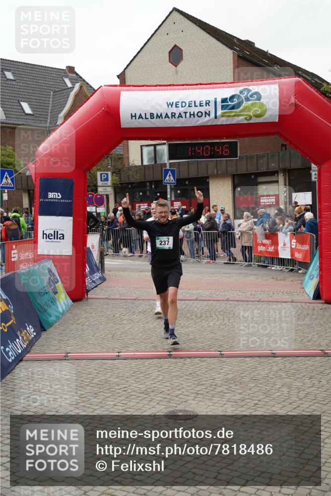 04.05.2025 - 8. Wedeler Halbmarathon Felixshl http://msf.ph/oto/7818486 04.05.2025 11:40:44 Ziel 163, 237, 779 meine-sportfotos.de