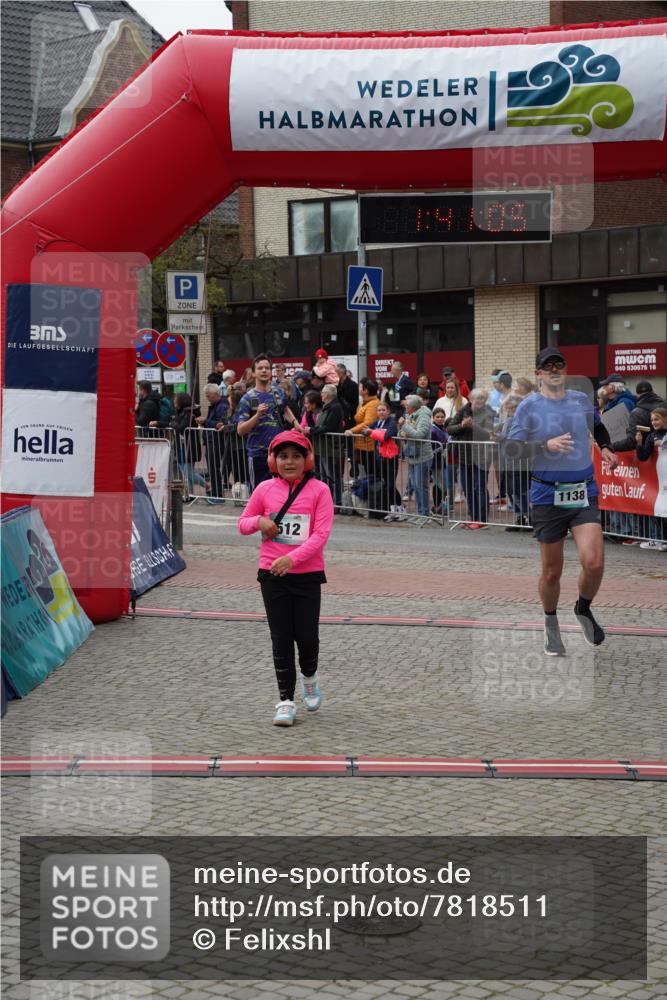 04.05.2025 - 8. Wedeler Halbmarathon Felixshl http://msf.ph/oto/7818511 04.05.2025 11:41:03 Ziel 395, 472, 512, 953, 954, 1138 meine-sportfotos.de