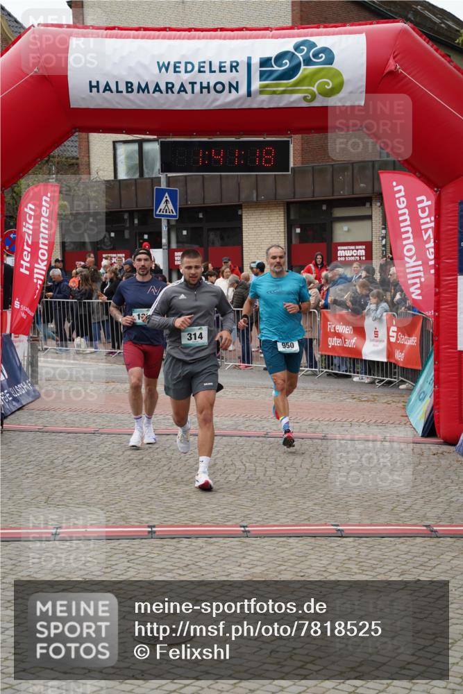 04.05.2025 - 8. Wedeler Halbmarathon Felixshl http://msf.ph/oto/7818525 04.05.2025 11:41:16 Ziel 132, 314, 950 meine-sportfotos.de