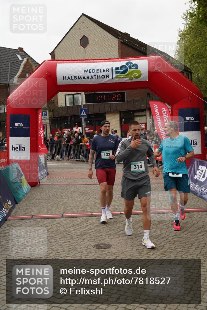 04.05.2025 - 8. Wedeler Halbmarathon Felixshl http://msf.ph/oto/7818527 04.05.2025 11:41:18 Ziel 132, 314, 950 meine-sportfotos.de