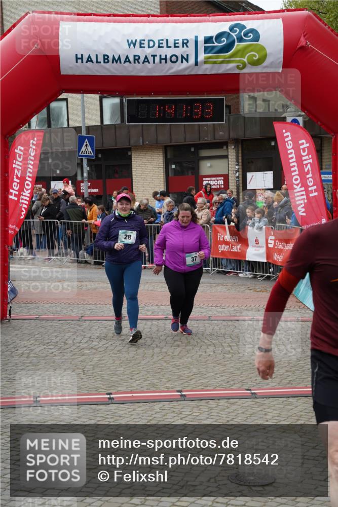 04.05.2025 - 8. Wedeler Halbmarathon Felixshl http://msf.ph/oto/7818542 04.05.2025 11:41:31 Ziel 28, 37, 358, 527, 864, 1171 meine-sportfotos.de