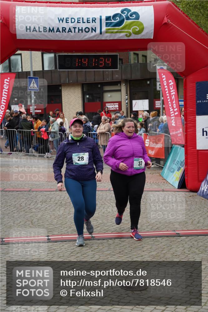 04.05.2025 - 8. Wedeler Halbmarathon Felixshl http://msf.ph/oto/7818546 04.05.2025 11:41:32 Ziel 28, 37, 358, 527, 1171 meine-sportfotos.de