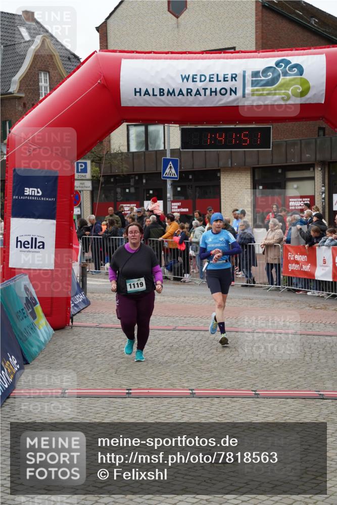 04.05.2025 - 8. Wedeler Halbmarathon Felixshl http://msf.ph/oto/7818563 04.05.2025 11:41:49 Ziel 8, 706, 1119 meine-sportfotos.de