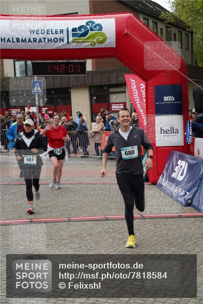 04.05.2025 - 8. Wedeler Halbmarathon Felixshl http://msf.ph/oto/7818584 04.05.2025 11:41:59 Ziel 191, 302, 365, 389, 680, 681, 1051, 1142 meine-sportfotos.de