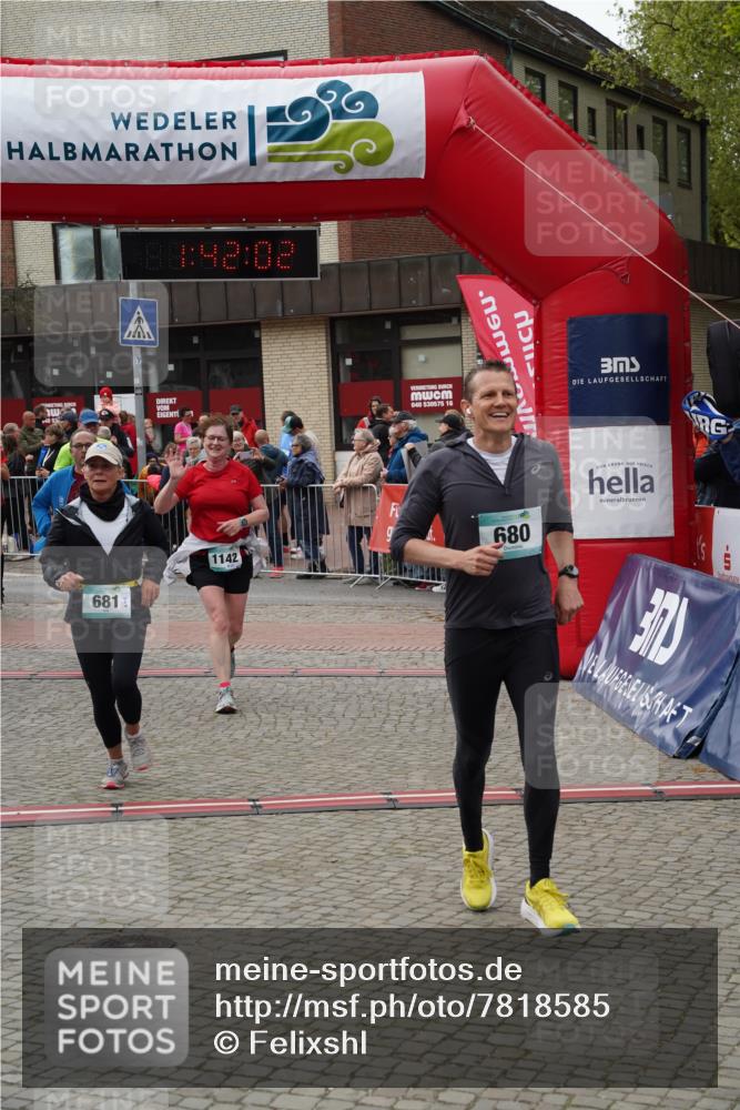 04.05.2025 - 8. Wedeler Halbmarathon Felixshl http://msf.ph/oto/7818585 04.05.2025 11:42:00 Ziel 191, 302, 365, 389, 680, 681, 1051, 1142 meine-sportfotos.de