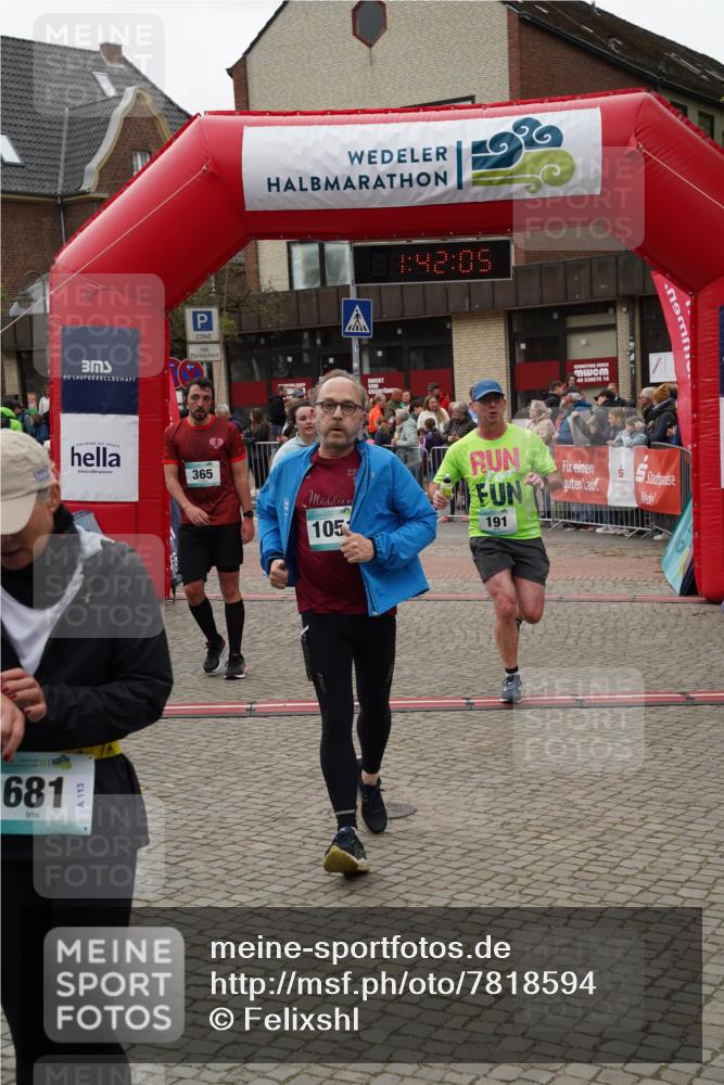 04.05.2025 - 8. Wedeler Halbmarathon Felixshl http://msf.ph/oto/7818594 04.05.2025 11:42:03 Ziel 116, 191, 365, 389, 680, 681, 1051, 1142 meine-sportfotos.de