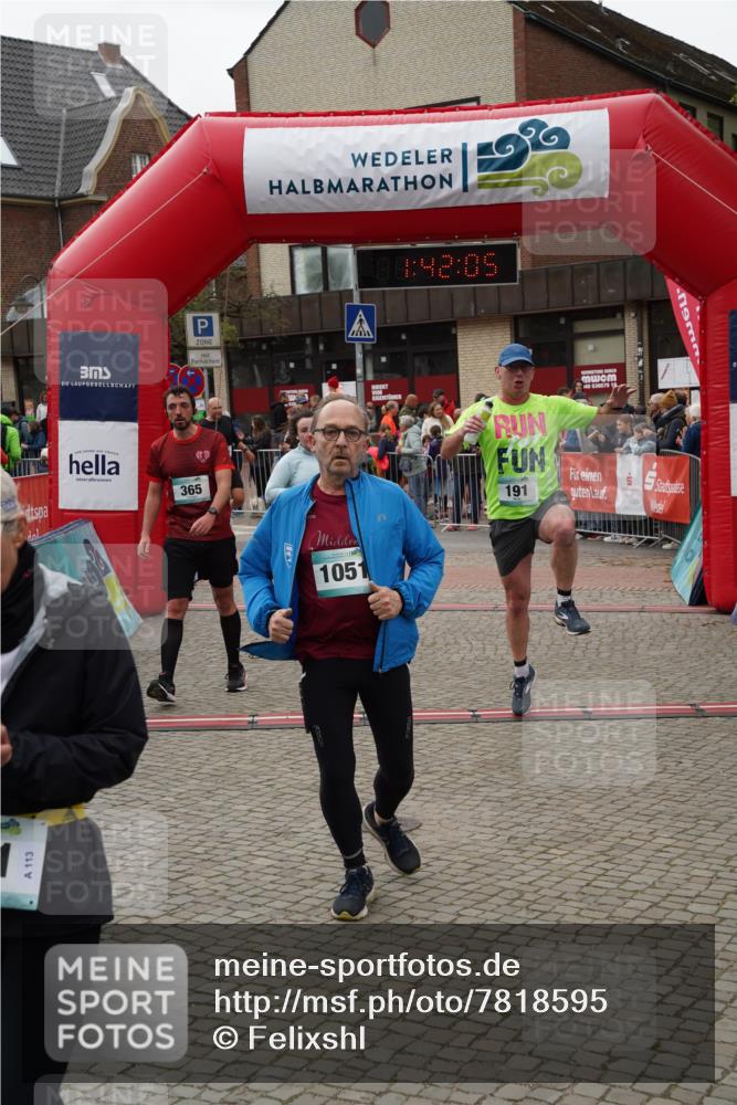 04.05.2025 - 8. Wedeler Halbmarathon Felixshl http://msf.ph/oto/7818595 04.05.2025 11:42:03 Ziel 116, 191, 365, 389, 680, 681, 1051, 1142 meine-sportfotos.de