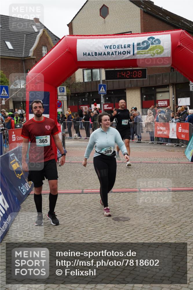 04.05.2025 - 8. Wedeler Halbmarathon Felixshl http://msf.ph/oto/7818602 04.05.2025 11:42:05 Ziel 116, 191, 365, 389, 681, 1051, 1142 meine-sportfotos.de