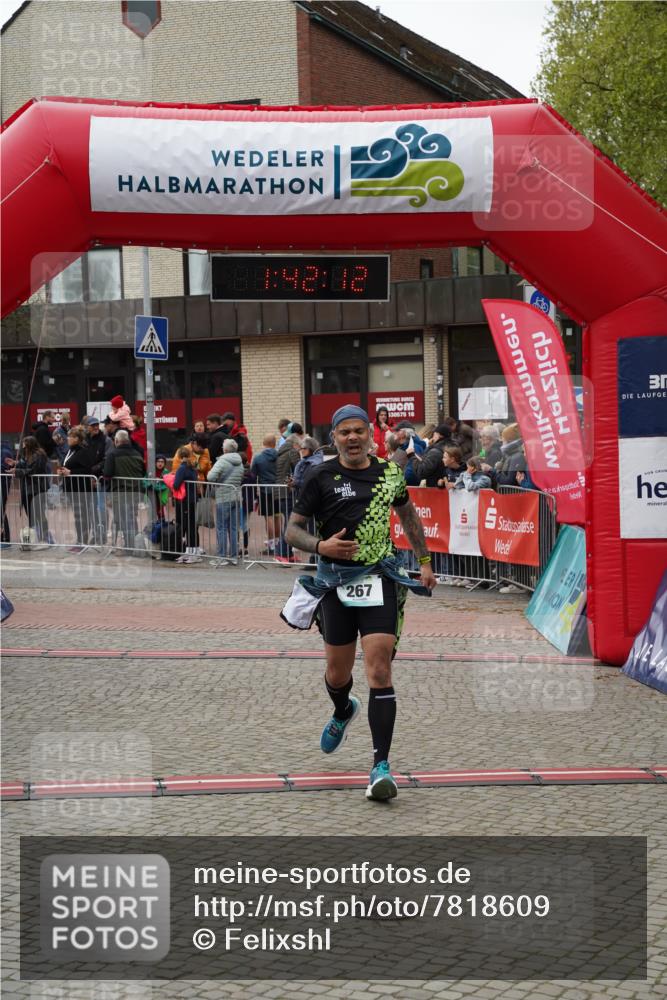 04.05.2025 - 8. Wedeler Halbmarathon Felixshl http://msf.ph/oto/7818609 04.05.2025 11:42:10 Ziel 116, 267 meine-sportfotos.de