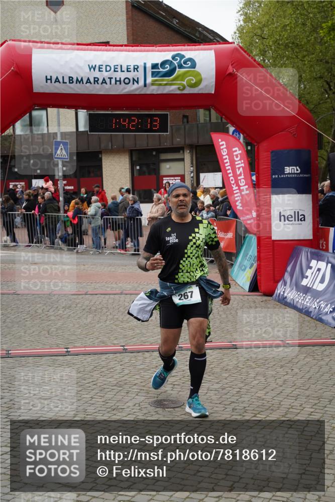 04.05.2025 - 8. Wedeler Halbmarathon Felixshl http://msf.ph/oto/7818612 04.05.2025 11:42:11 Ziel 116, 267 meine-sportfotos.de