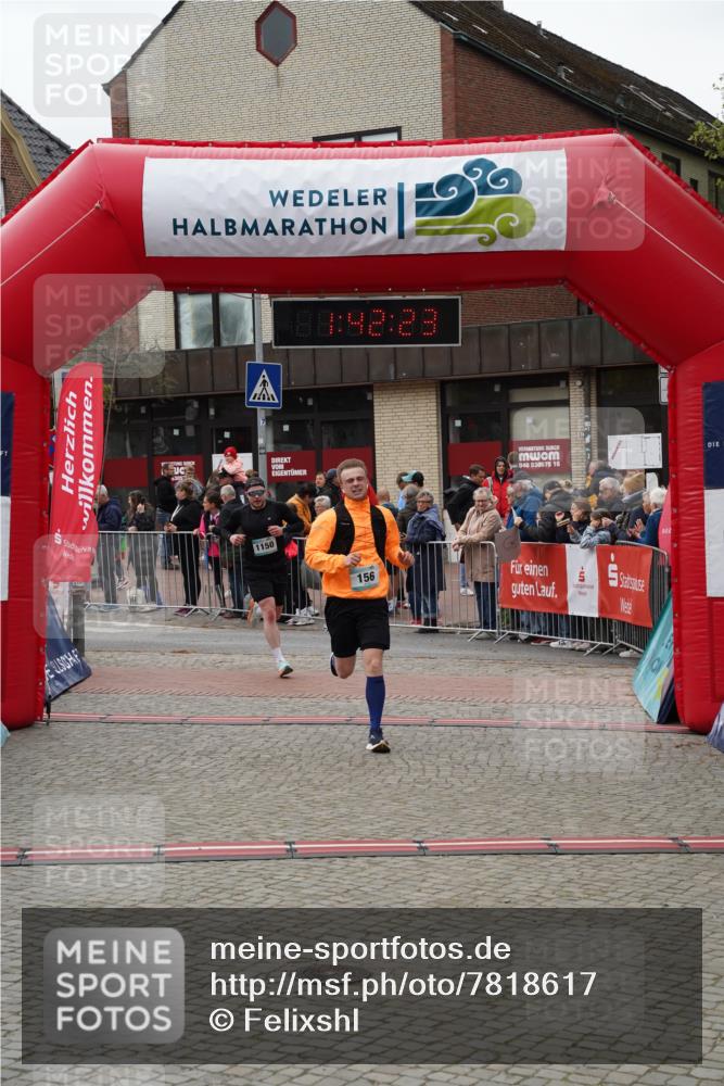 04.05.2025 - 8. Wedeler Halbmarathon Felixshl http://msf.ph/oto/7818617 04.05.2025 11:42:21 Ziel 156, 157, 258, 1150 meine-sportfotos.de