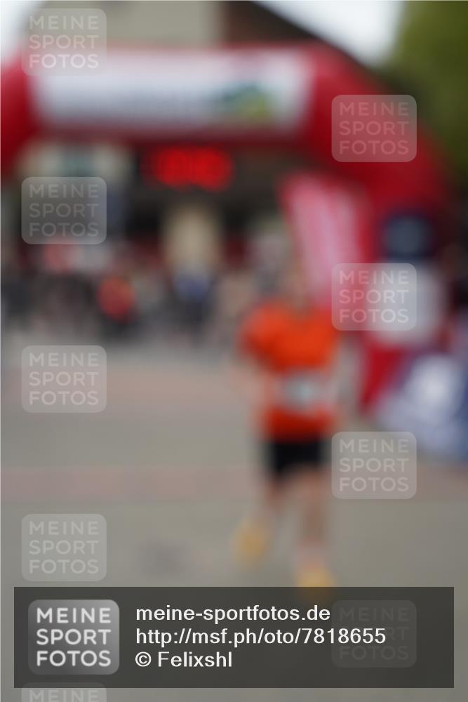 04.05.2025 - 8. Wedeler Halbmarathon Felixshl http://msf.ph/oto/7818655 04.05.2025 11:42:44 Ziel 946 meine-sportfotos.de