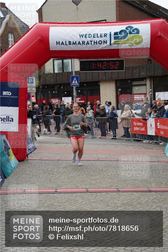 04.05.2025 - 8. Wedeler Halbmarathon Felixshl http://msf.ph/oto/7818656 04.05.2025 11:42:50 Ziel 991, 1014 meine-sportfotos.de