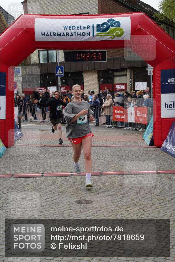 04.05.2025 - 8. Wedeler Halbmarathon Felixshl http://msf.ph/oto/7818659 04.05.2025 11:42:51 Ziel 991, 1014 meine-sportfotos.de
